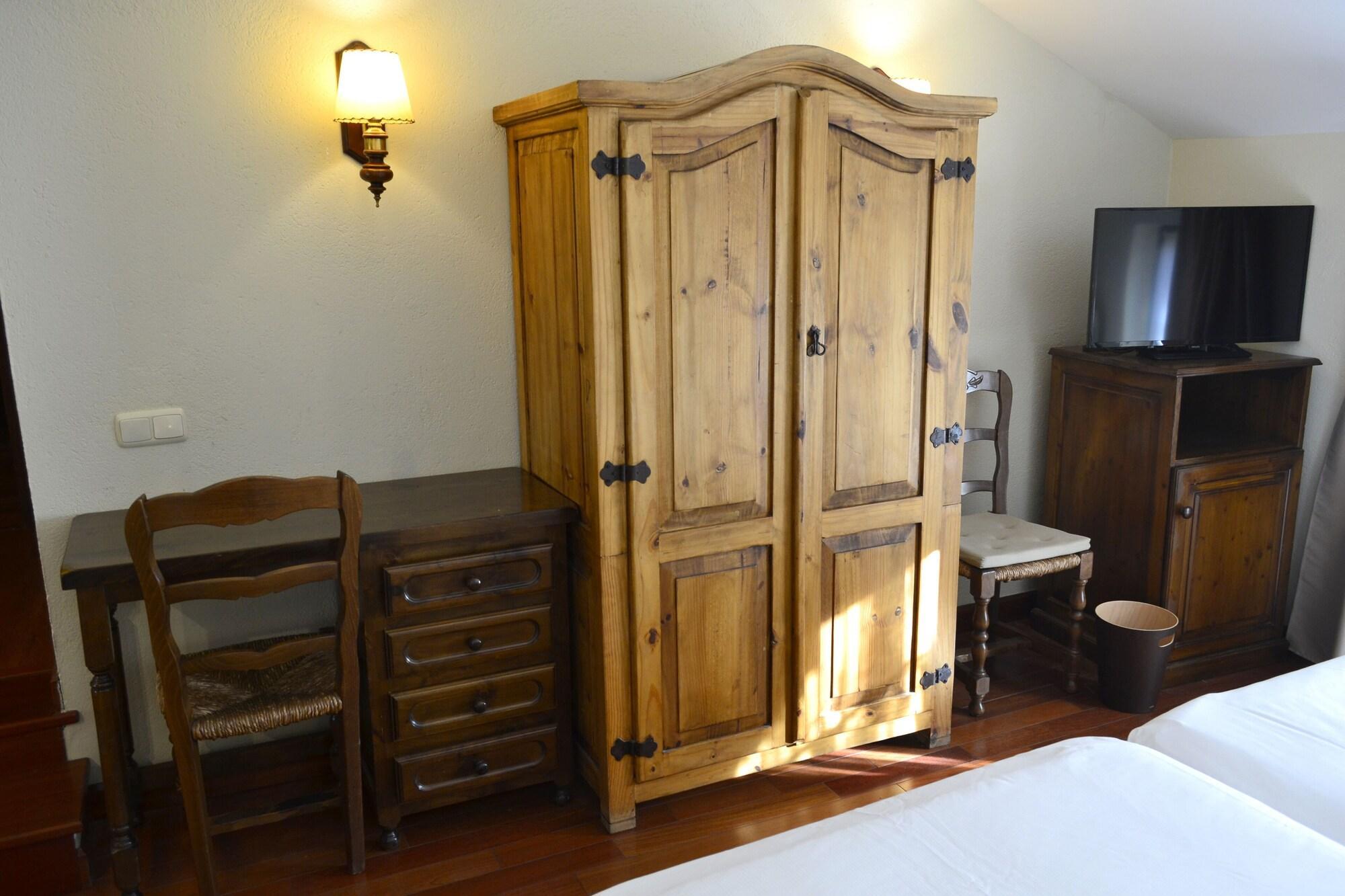 Hotel Alda Via Леон Екстер'єр фото