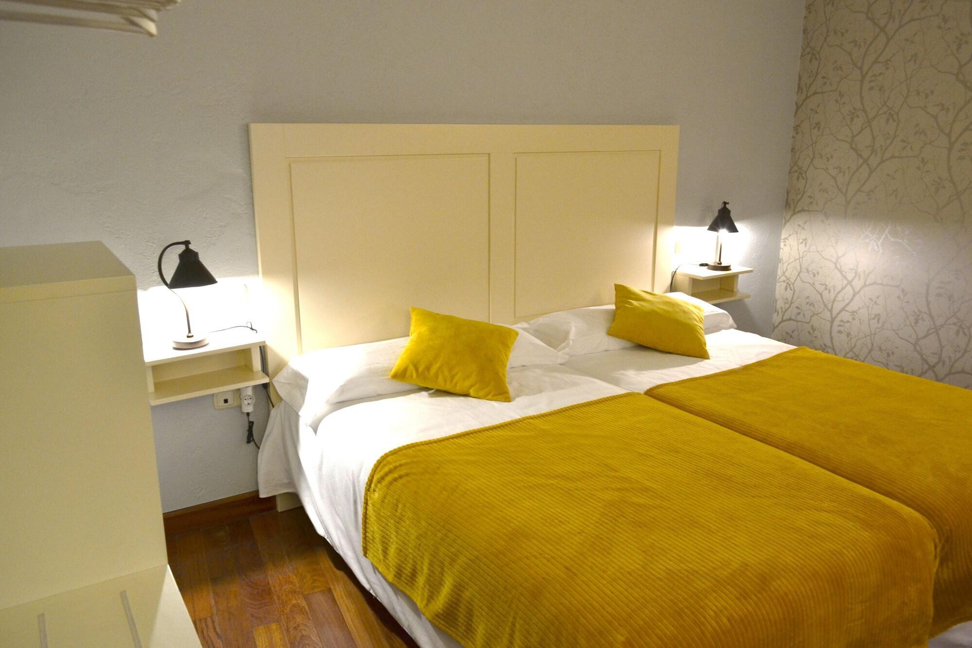 Hotel Alda Via Леон Екстер'єр фото