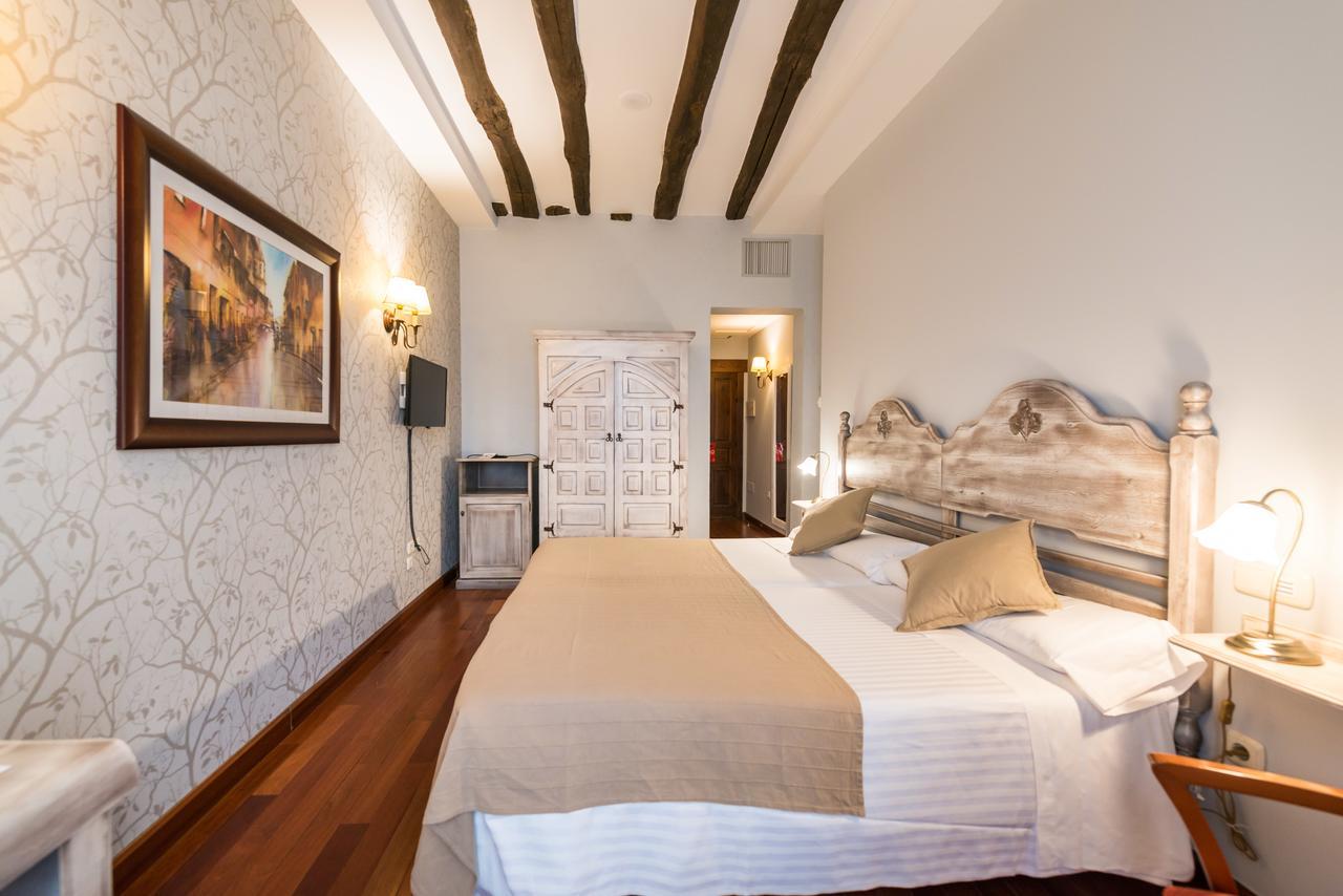Hotel Alda Via Леон Екстер'єр фото