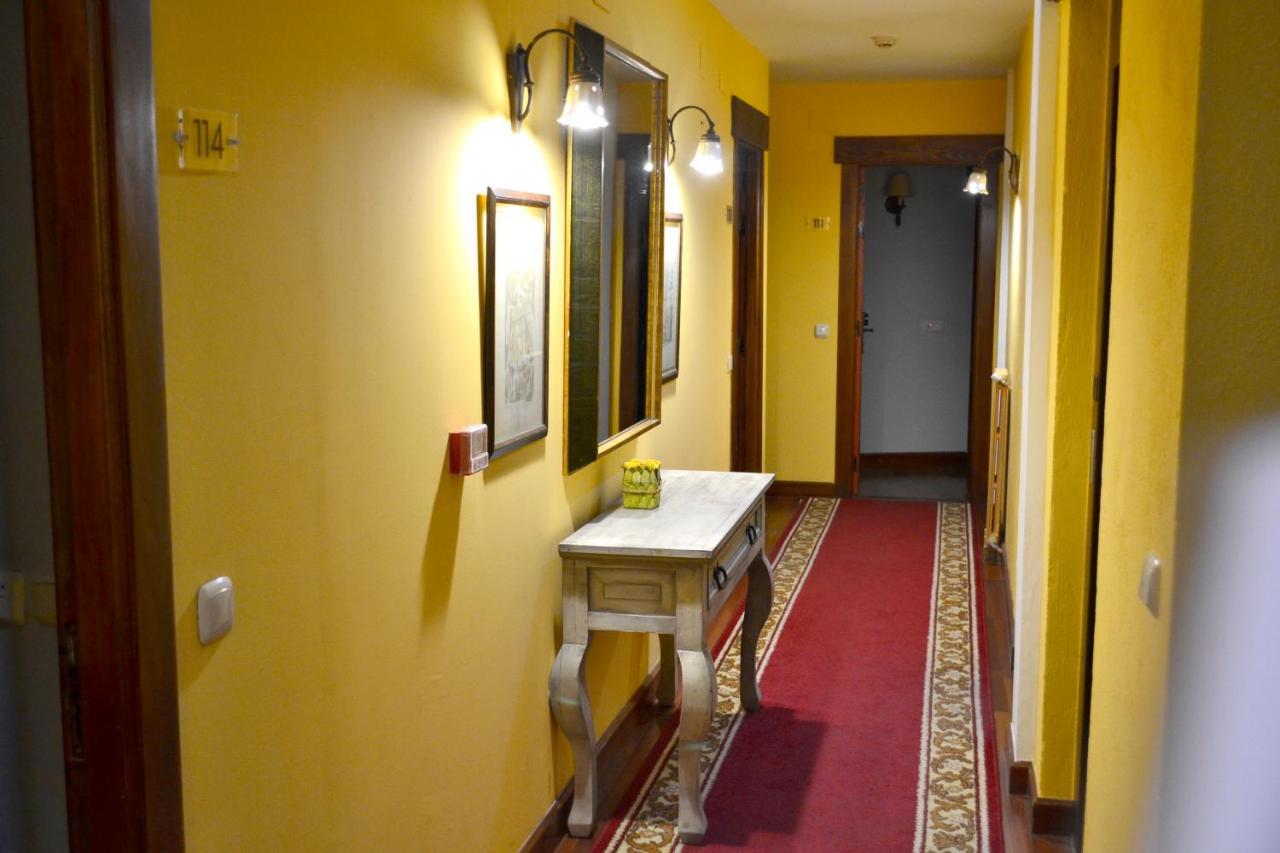 Hotel Alda Via Леон Екстер'єр фото
