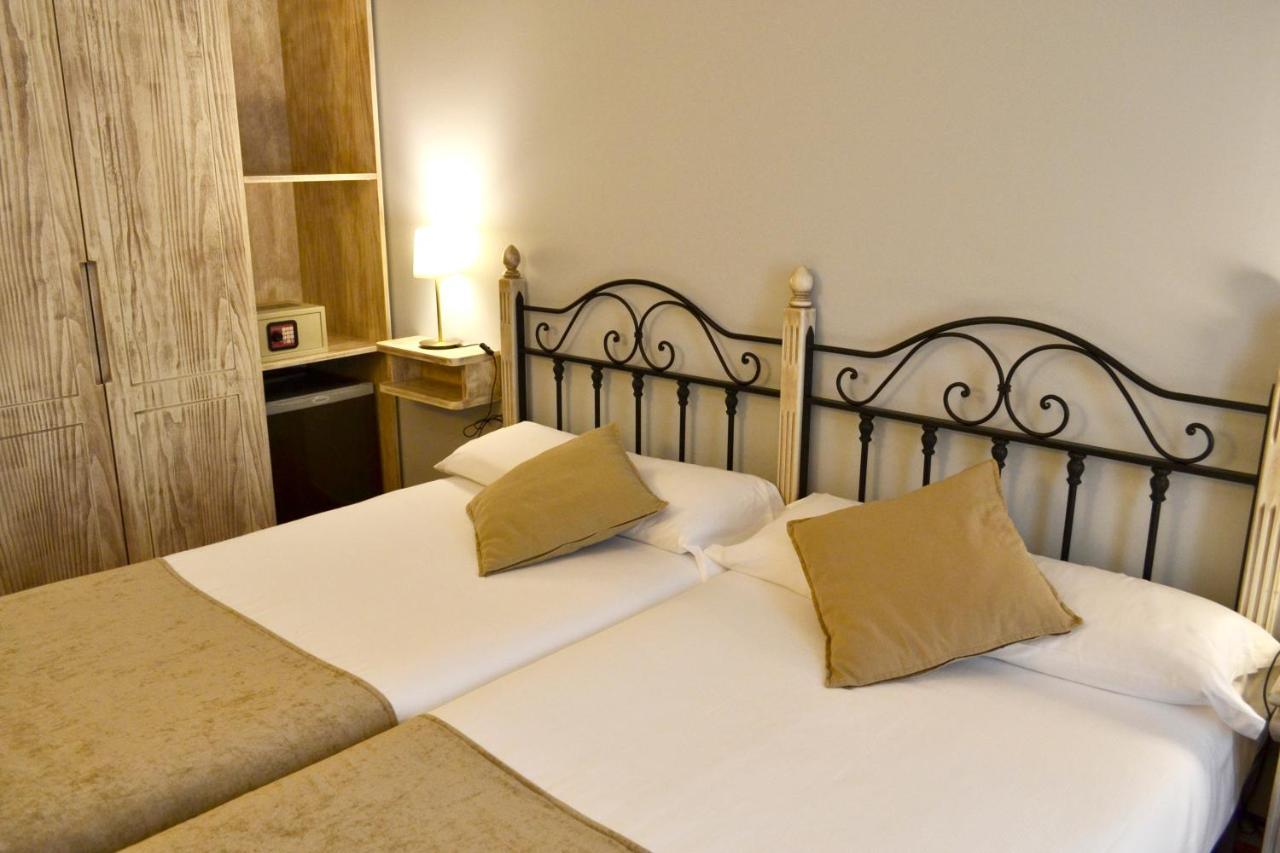 Hotel Alda Via Леон Екстер'єр фото