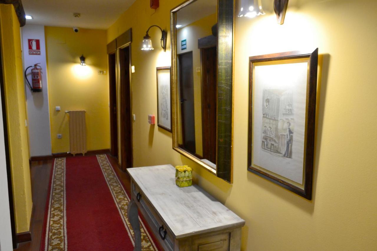Hotel Alda Via Леон Екстер'єр фото
