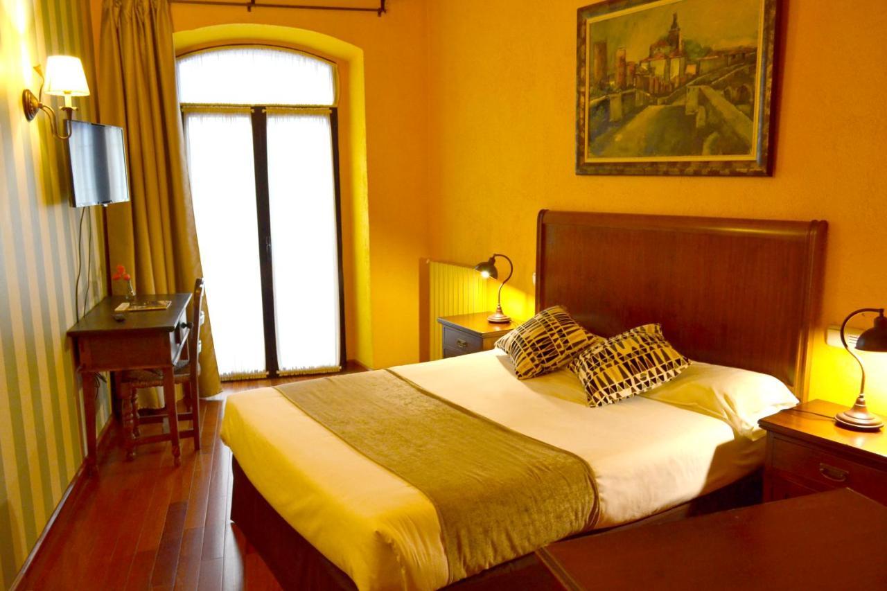 Hotel Alda Via Леон Екстер'єр фото
